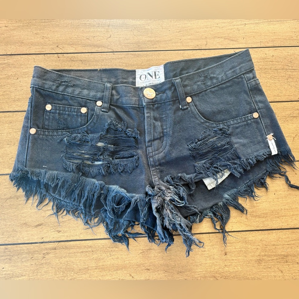 One Teaspoon Denim Cutoff Shorts, size 26